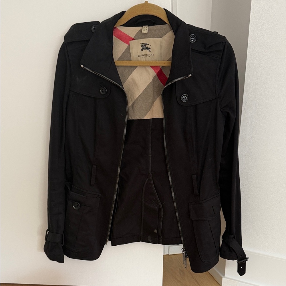 Burberry Black Jacket with Iconic Check Lining